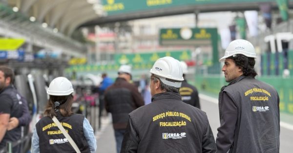 Equipe-de-fiscalizacao-Autodromo-de-Interlagos-847x635