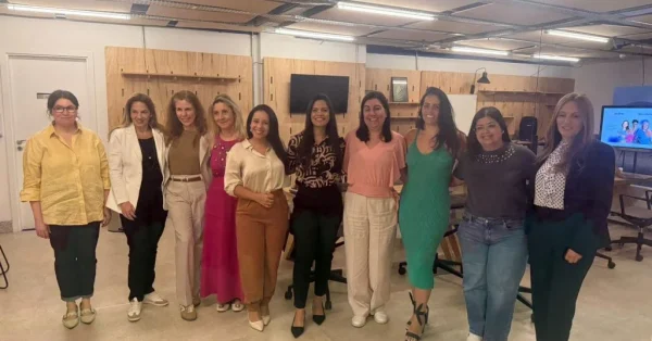 Foto-1_Reuniao-do-Comite-do-Programa-Mulher_Todas-as-integrantes-1024x768